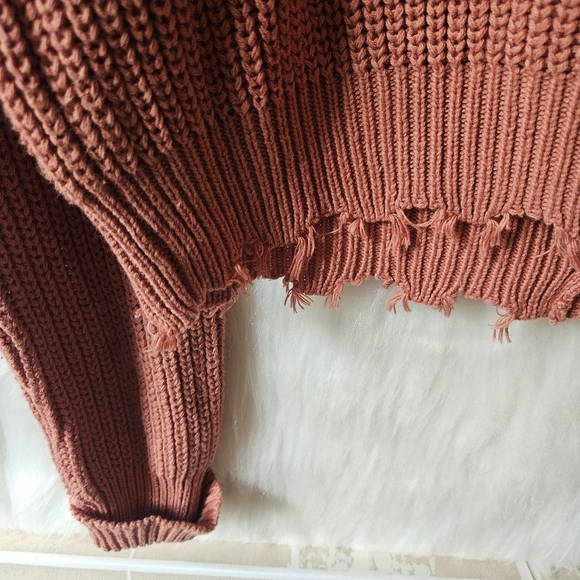 Anthropologie Moon & Madison *Rare* Deep V Fray Cardigan (NWT) - Picture 7 of 8